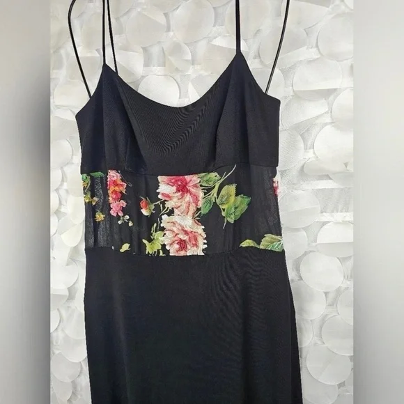 Kay Unger Elegant Black Maxi Dress with Floral Accents
